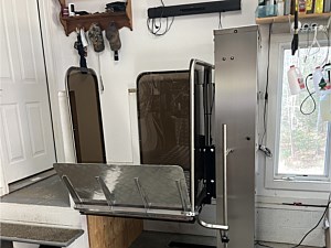 Vertical Platform Lifts 7
